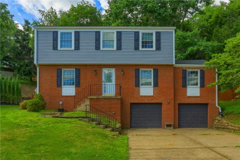 Photo of 2509 Springwood Dr, Glenshaw, PA 15116 (MLS # 1761764)