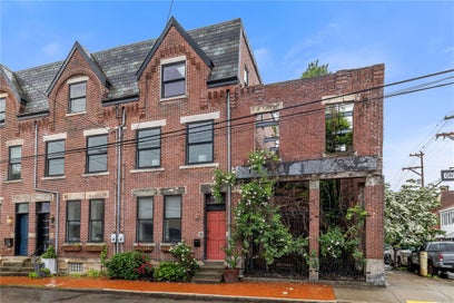 40 48th Street Lawrenceville PA 15201