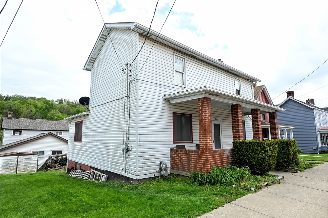 308 E LINCOLN AVE
