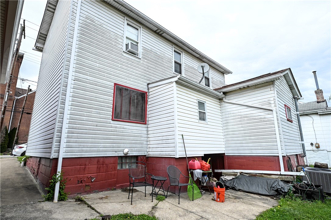 308 E LINCOLN AVE