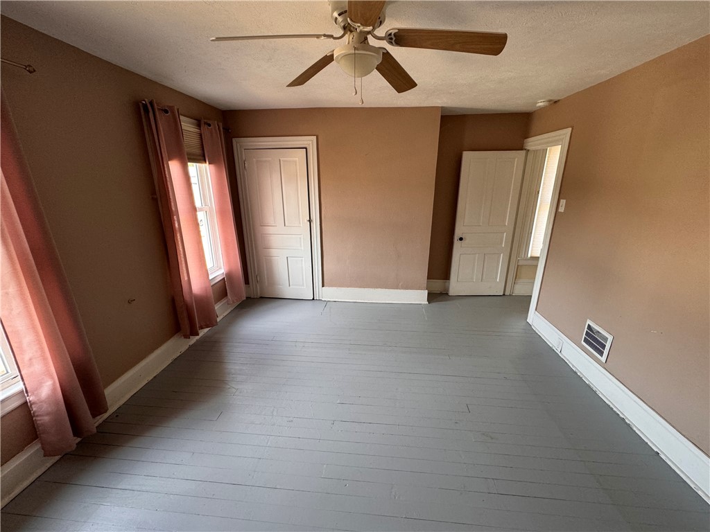 Carnegie, Pennsylvania 15106, United States, 3 Bedrooms Bedrooms, ,2 BathroomsBathrooms,Residential,Active,213541