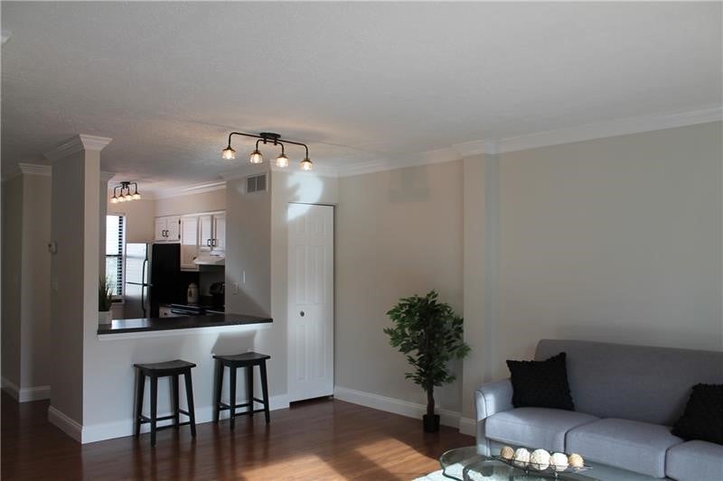 136 Woodhaven Dr