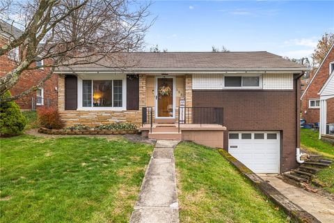 Photo of 153 Cherrydell Dr, Pittsburgh, PA 15220 (MLS # 1741508)