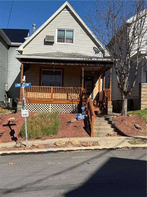 Homes For Sale - 528 Longfellow St St<br/> Vandergrift, PA 15690