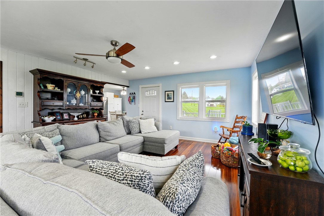 40 E Chestnut St, Fredonia, Pennsylvania image 10