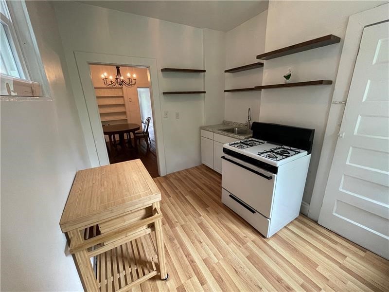 Schenley Heights, Pennsylvania 15219, United States, 3 Bedrooms Bedrooms, ,1 BathroomBathrooms,Residential,Active,238277