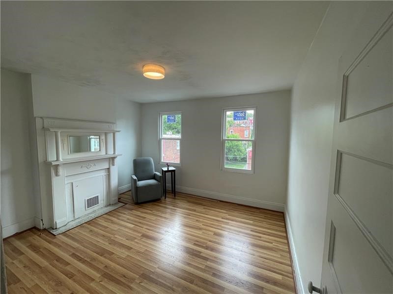 Schenley Heights, Pennsylvania 15219, United States, 3 Bedrooms Bedrooms, ,1 BathroomBathrooms,Residential,Active,238277