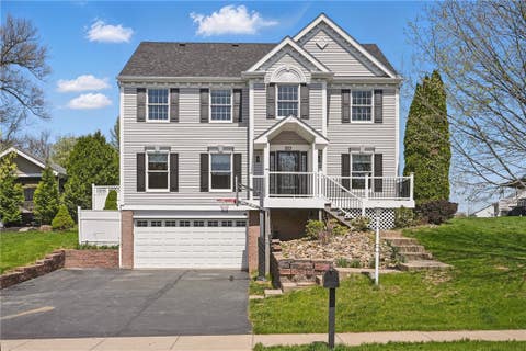 Photo for 223 Crimson Dr