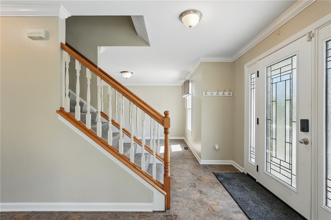 223 Crimson Dr