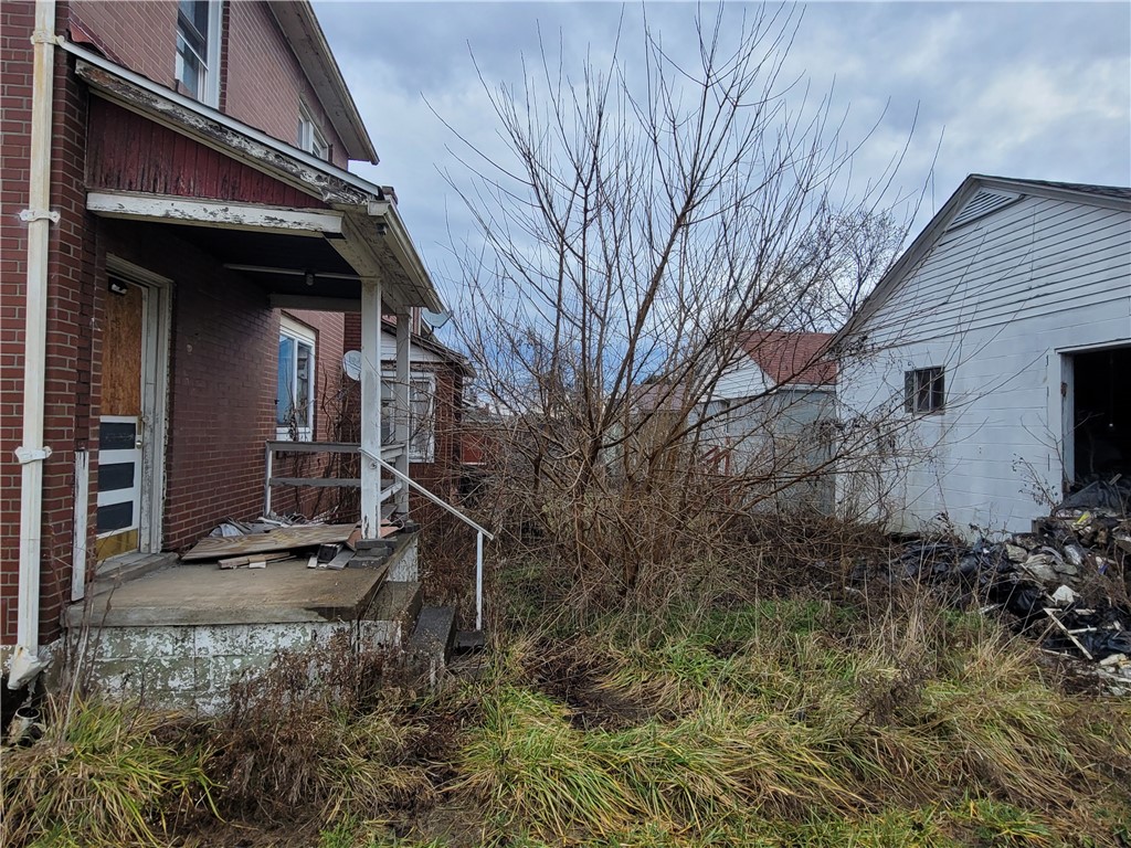 1019 Crawford Ave Ave, Duquesne, Pennsylvania image 9