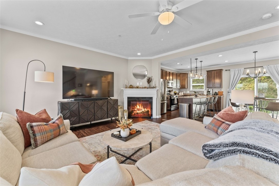 Jackson Twp, Pennsylvania 16037, United States, 3 Bedrooms Bedrooms, ,3 BathroomsBathrooms,Residential,Active,209342