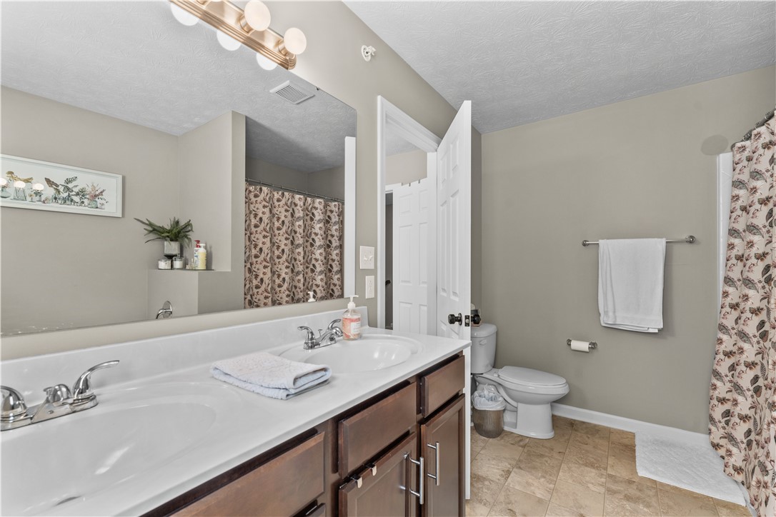 Jackson Twp, Pennsylvania 16037, United States, 3 Bedrooms Bedrooms, ,3 BathroomsBathrooms,Residential,Active,209342