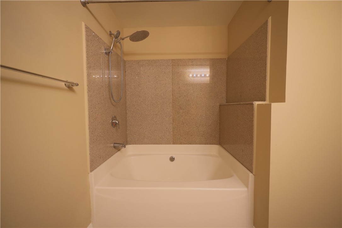 Downtown Pgh, Pennsylvania 15222, United States, 2 Bedrooms Bedrooms, ,2 BathroomsBathrooms,Residential,Active,104962