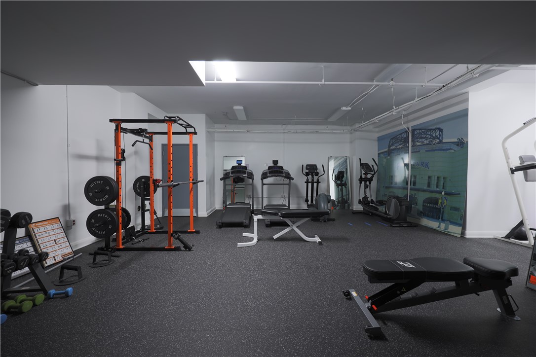 Downtown Pgh, Pennsylvania 15222, United States, 2 Bedrooms Bedrooms, ,2 BathroomsBathrooms,Residential,Active,104962