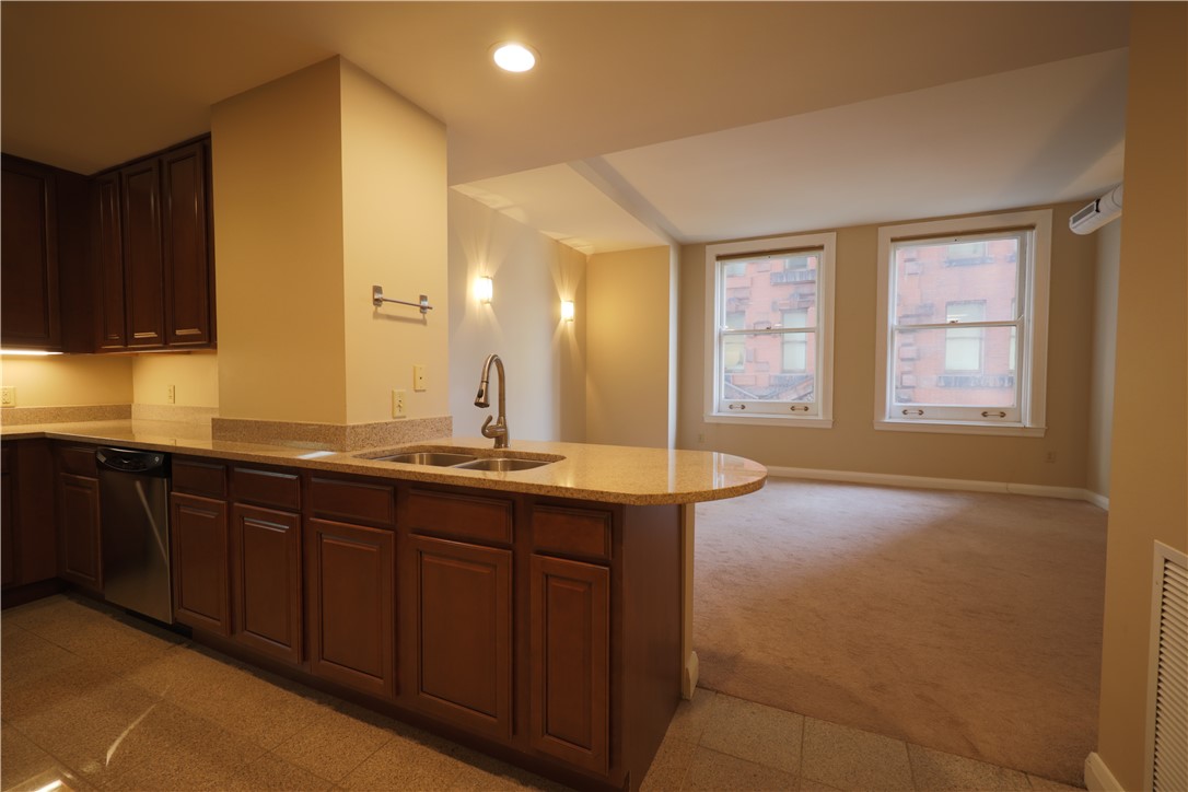 Downtown Pgh, Pennsylvania 15222, United States, 2 Bedrooms Bedrooms, ,2 BathroomsBathrooms,Residential,Active,104962