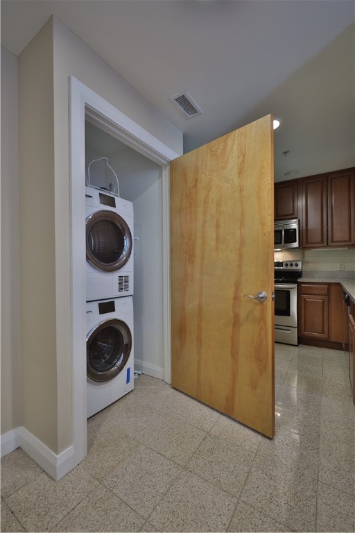 Downtown Pgh, Pennsylvania 15222, United States, 2 Bedrooms Bedrooms, ,2 BathroomsBathrooms,Residential,Active,104962