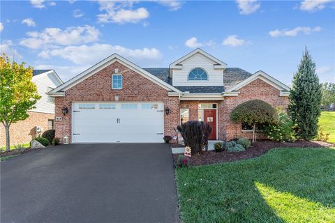 Photo of 413 Crossbow Ct, Canonsburg, PA 15317 (MLS # 1724569)