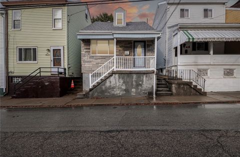 Photo of 524 Edmond St, Pittsburgh, PA 15224 (MLS # 1724507)