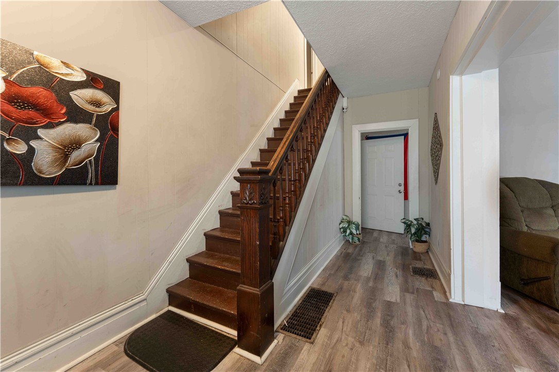 254 - 256 Pennsylvania Avenue