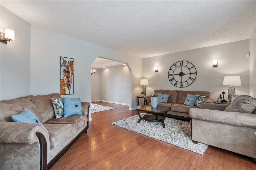 255 Mallard Dr Dr, Monroeville, Pennsylvania image 5