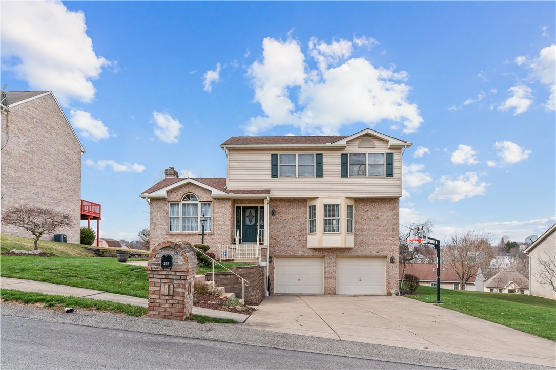 255 Mallard Dr Dr, Monroeville, Pennsylvania image 2