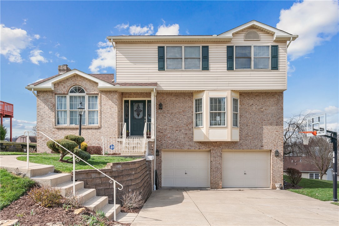 255 Mallard Dr Dr, Monroeville, Pennsylvania image 1