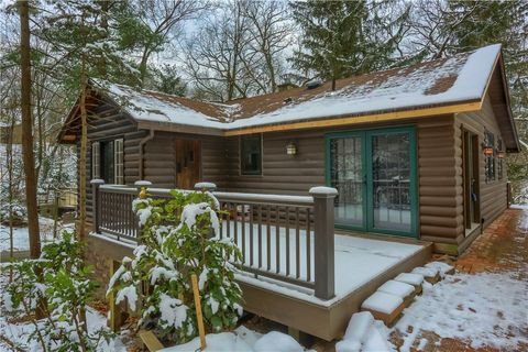 Photo of 3210 Evergreen Rd, Pittsburgh, PA 15237 (MLS # 1732244)