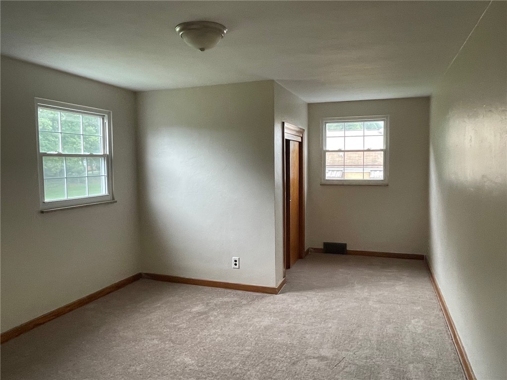 Level Green, Pennsylvania 15085, United States, 3 Bedrooms Bedrooms, ,2 BathroomsBathrooms,Residential,Active,206890