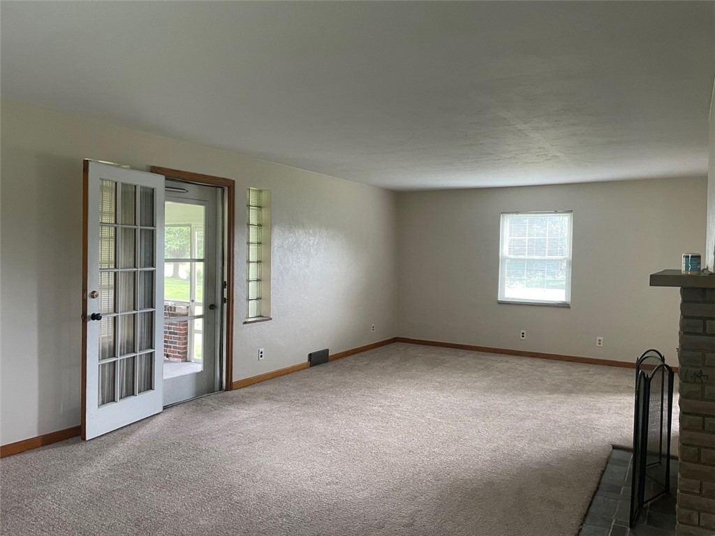 Level Green, Pennsylvania 15085, United States, 3 Bedrooms Bedrooms, ,2 BathroomsBathrooms,Residential,Active,206890