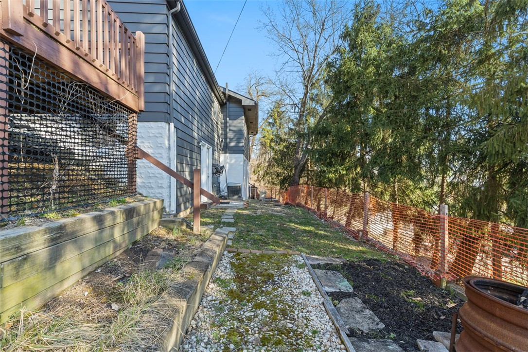 2219 Hill Road, South Heights, Pennsylvania image 27