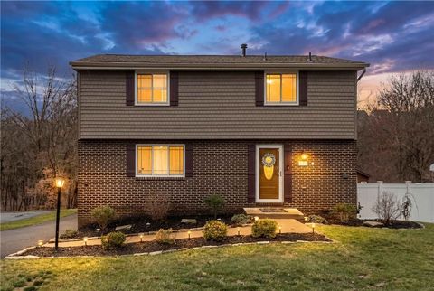 Photo of 128 Darnley Dr, Coraopolis, PA 15108 (MLS # 1743371)