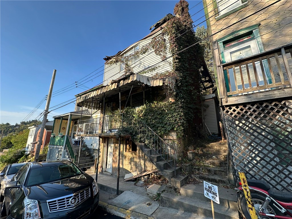 523 Spruce St