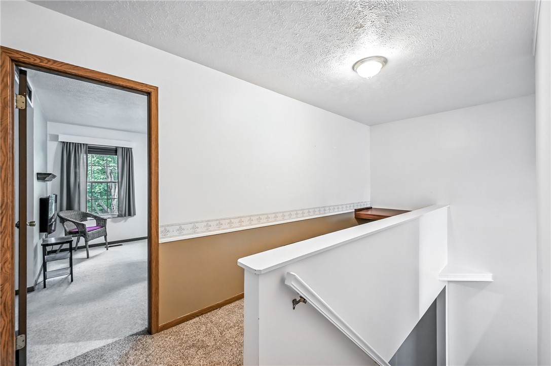 Cranberry Twp, Pennsylvania 16066, United States, 2 Bedrooms Bedrooms, ,2 BathroomsBathrooms,Residential,Pending,194937