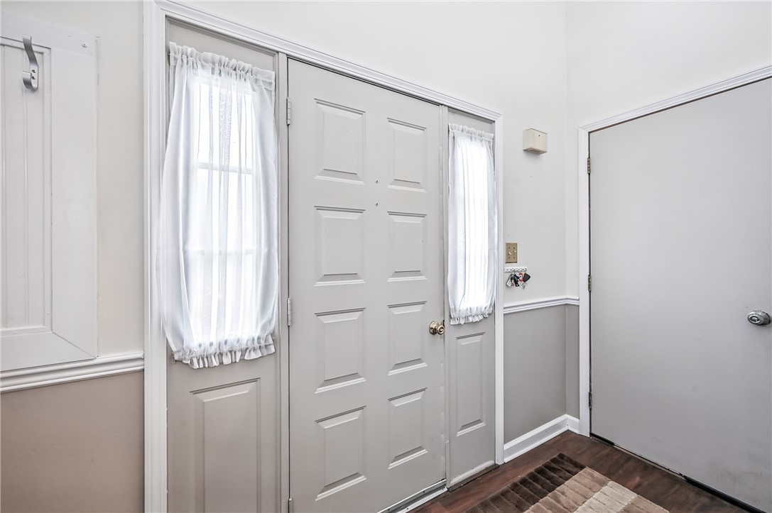 Cranberry Twp, Pennsylvania 16066, United States, 2 Bedrooms Bedrooms, ,2 BathroomsBathrooms,Residential,Pending,194937