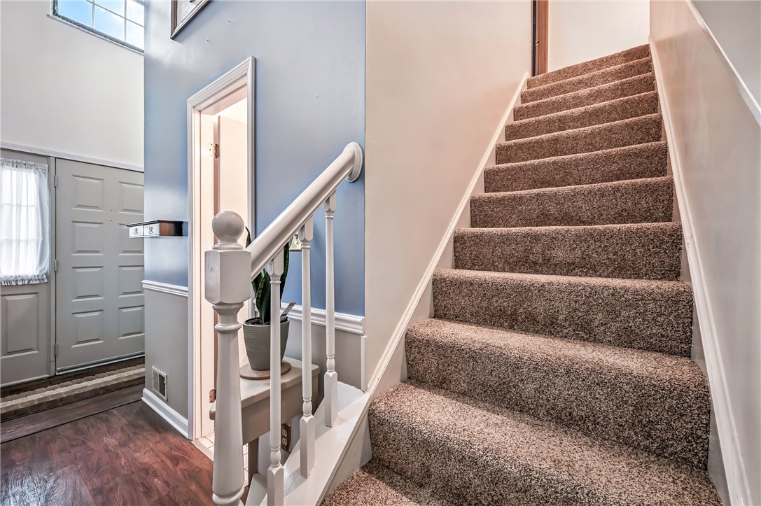 Cranberry Twp, Pennsylvania 16066, United States, 2 Bedrooms Bedrooms, ,2 BathroomsBathrooms,Residential,Pending,194937