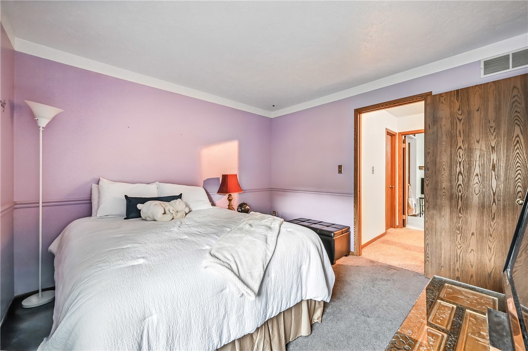 Cranberry Twp, Pennsylvania 16066, United States, 2 Bedrooms Bedrooms, ,2 BathroomsBathrooms,Residential,Pending,194937