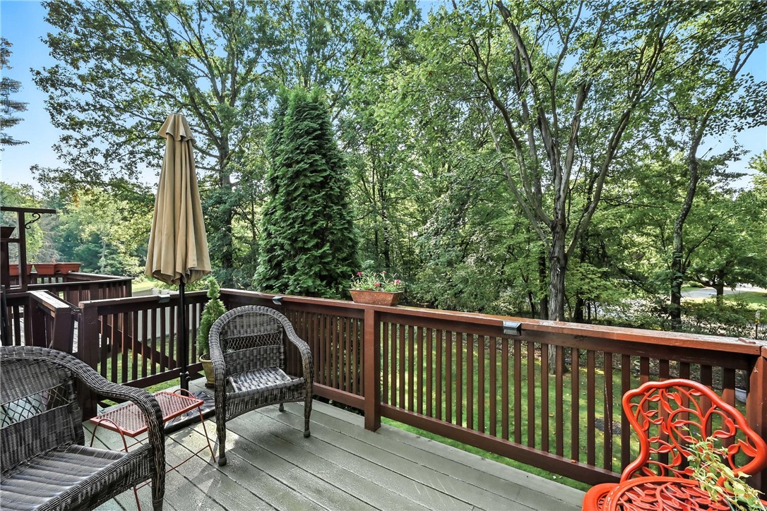 Cranberry Twp, Pennsylvania 16066, United States, 2 Bedrooms Bedrooms, ,2 BathroomsBathrooms,Residential,Pending,194937