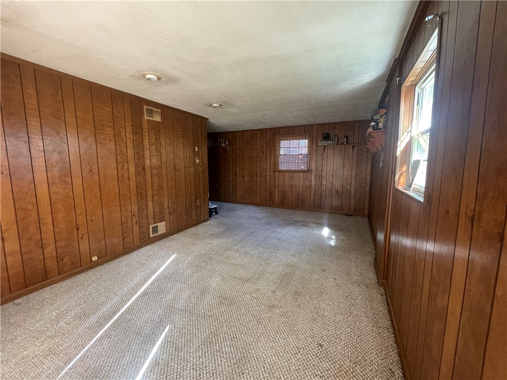 Ross Twp, Pennsylvania 15237, United States, 3 Bedrooms Bedrooms, ,2 BathroomsBathrooms,Residential,Active,225316