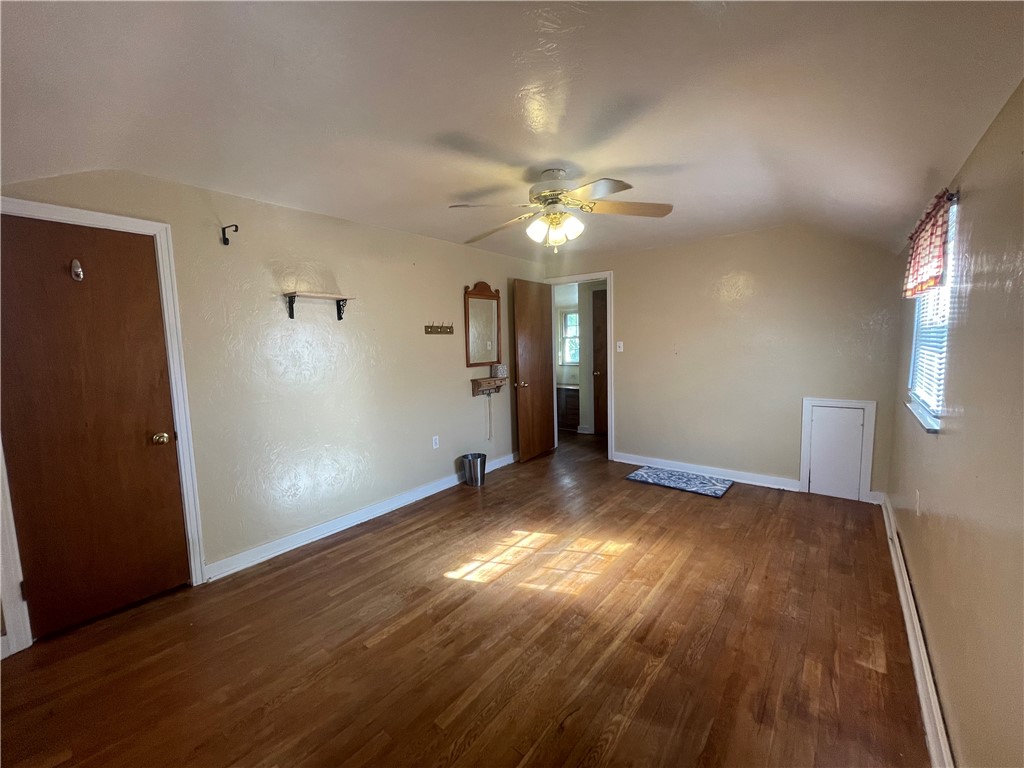 Ross Twp, Pennsylvania 15237, United States, 3 Bedrooms Bedrooms, ,2 BathroomsBathrooms,Residential,Active,225316