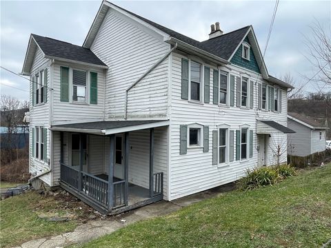 Photo of 135 Spring St, Apt 2 St, Coal Center, PA 15423 (MLS # 1736356)