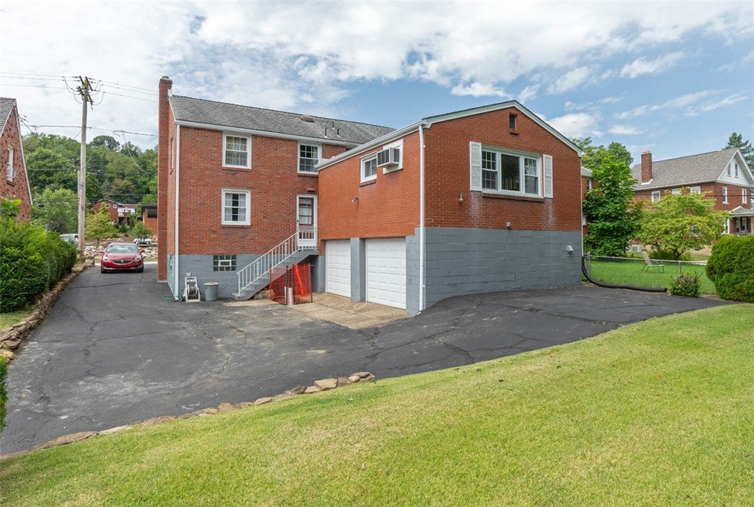 1705 Lincoln Way