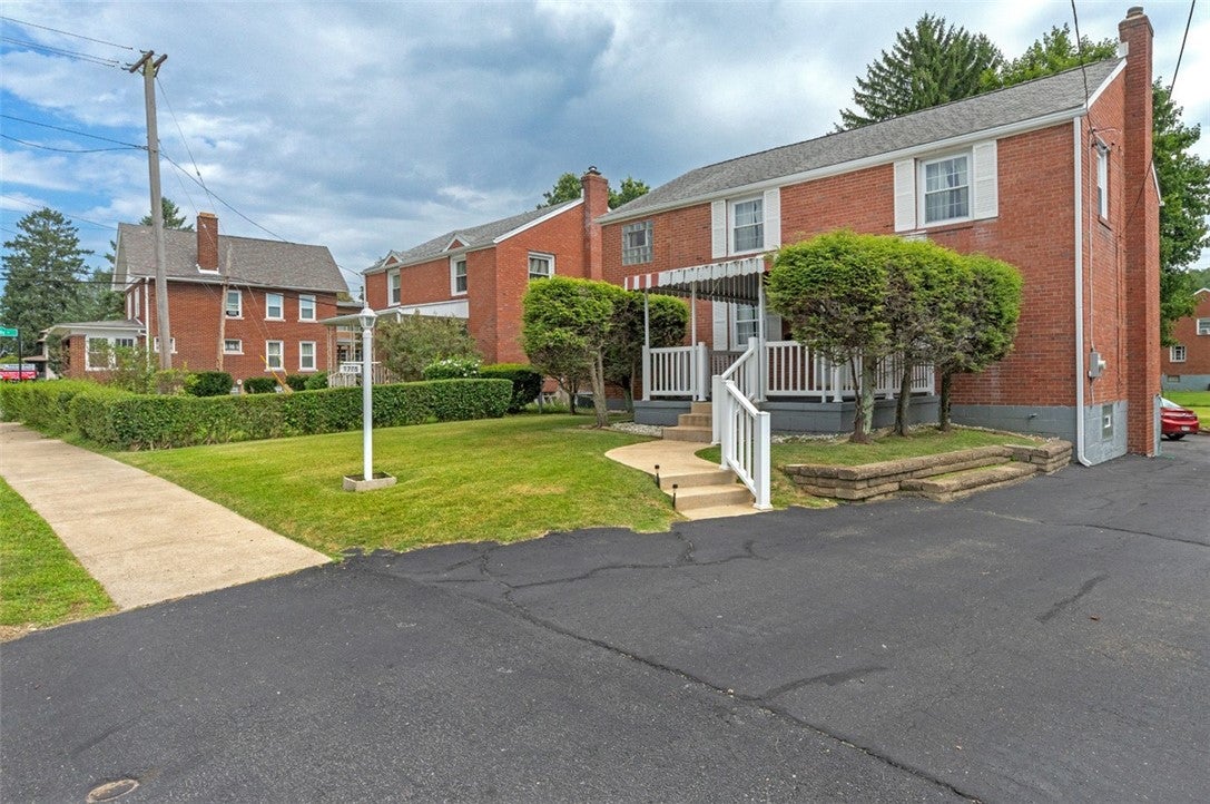 1705 Lincoln Way