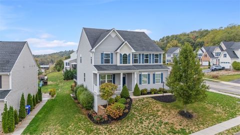 Photo of 407 Isabella Ct, Zelienople, PA 16063 (MLS # 1724651)