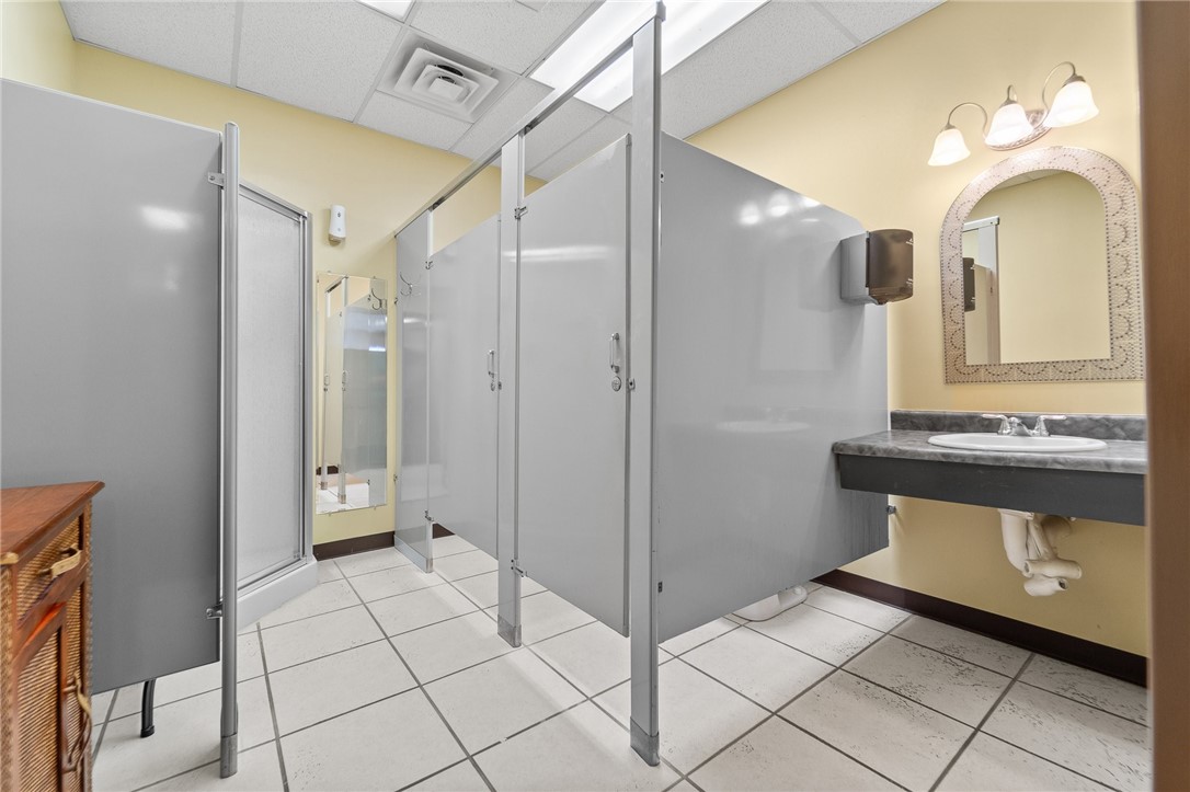 Robinson Twp - Nwa, Pennsylvania 15205, United States, ,Residential,Active,3413