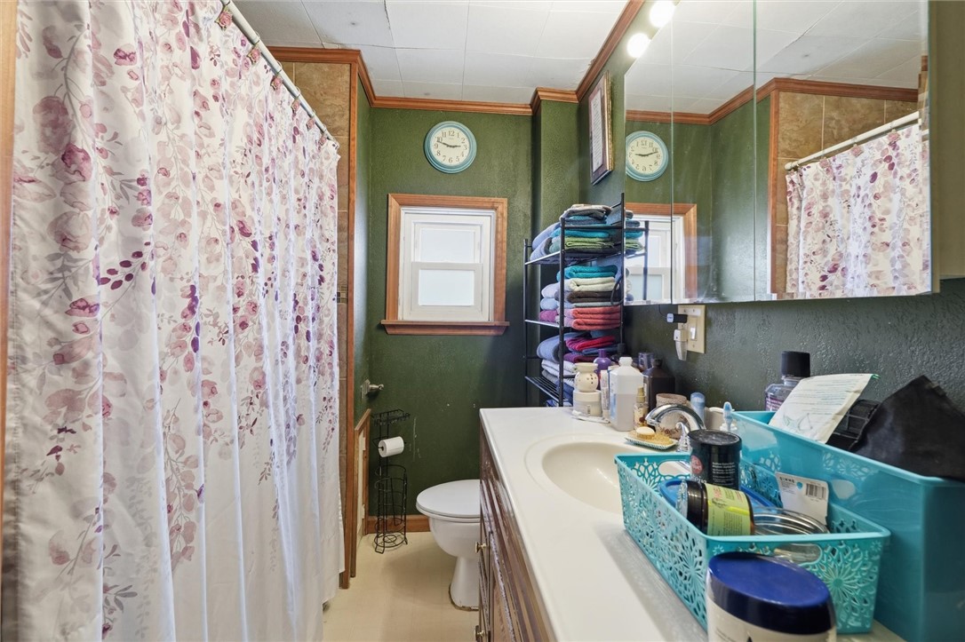 City Of Washington, Pennsylvania 15301, United States, 3 Bedrooms Bedrooms, ,1 BathroomBathrooms,Residential,Active,252853