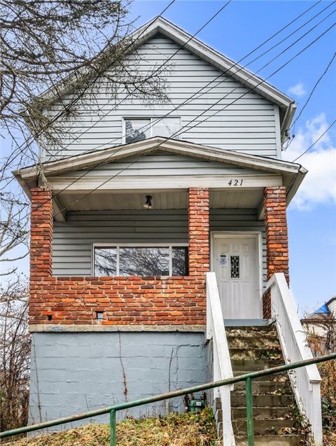 Photo of 421 High St, Mckeesport, PA 15132 (MLS # 1735305)