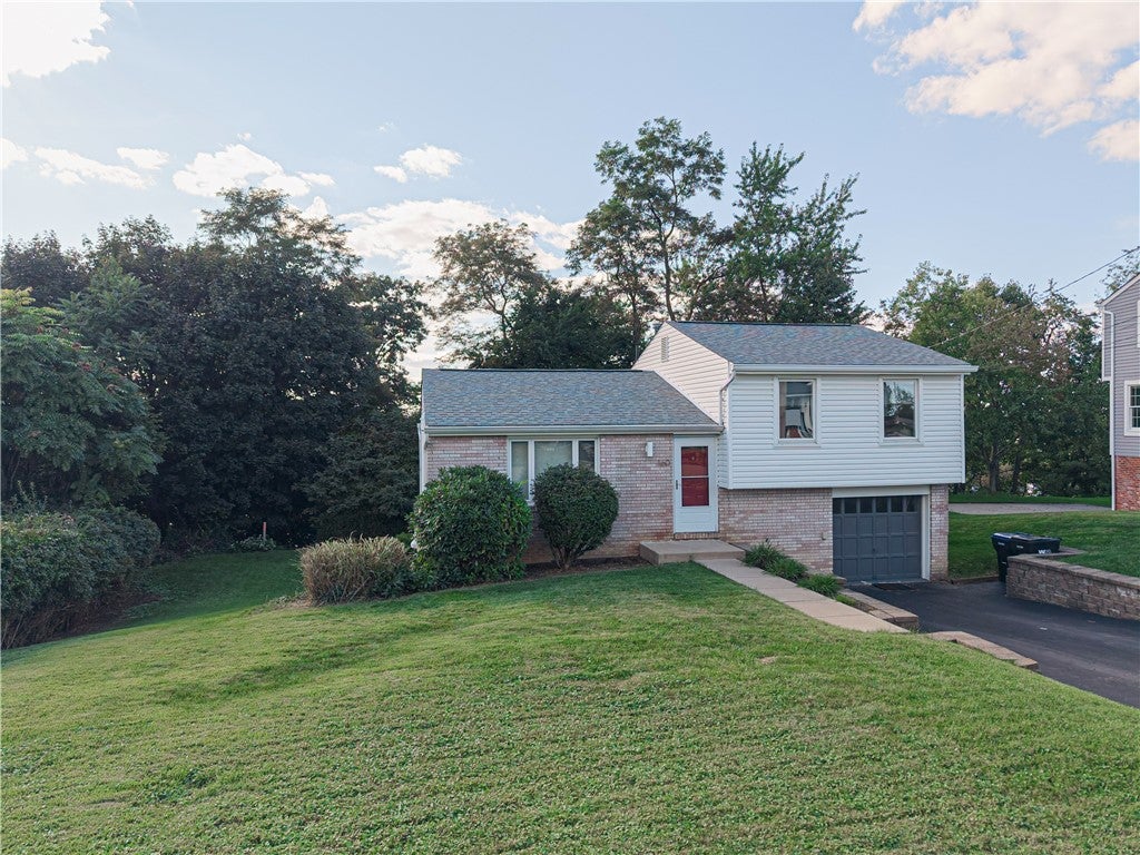 160 Rivercrest Dr