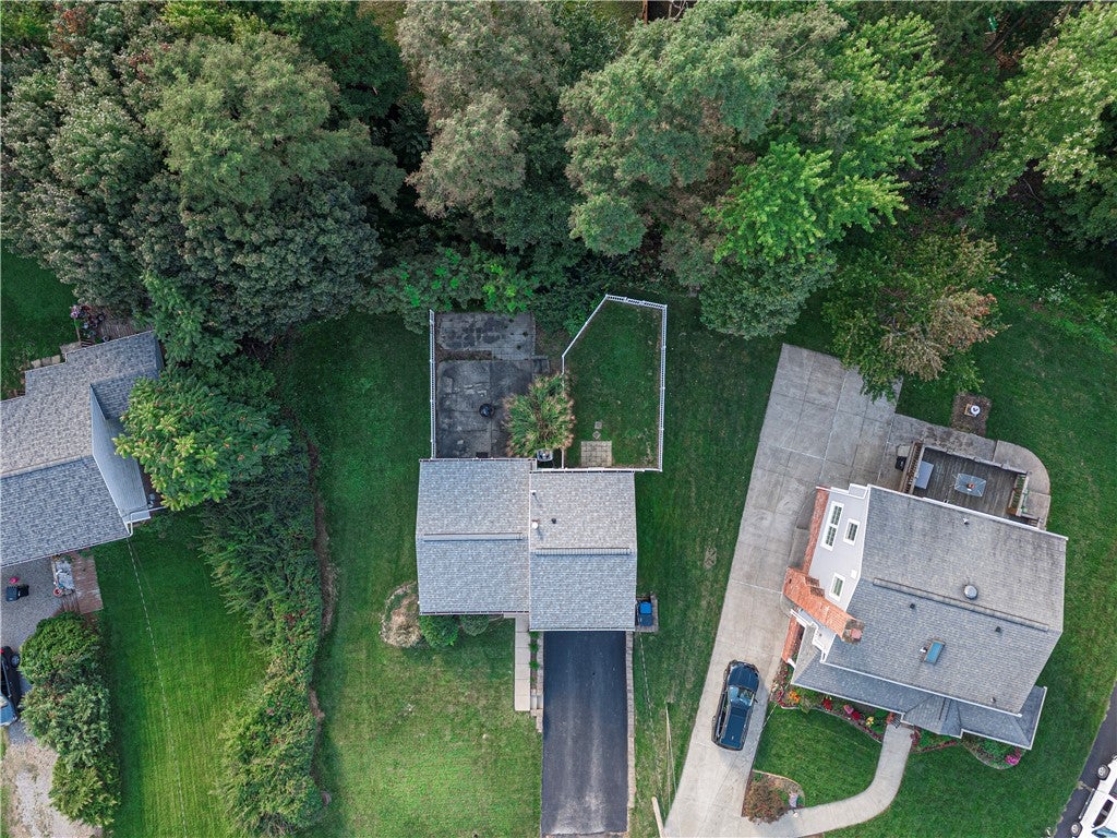 160 Rivercrest Dr