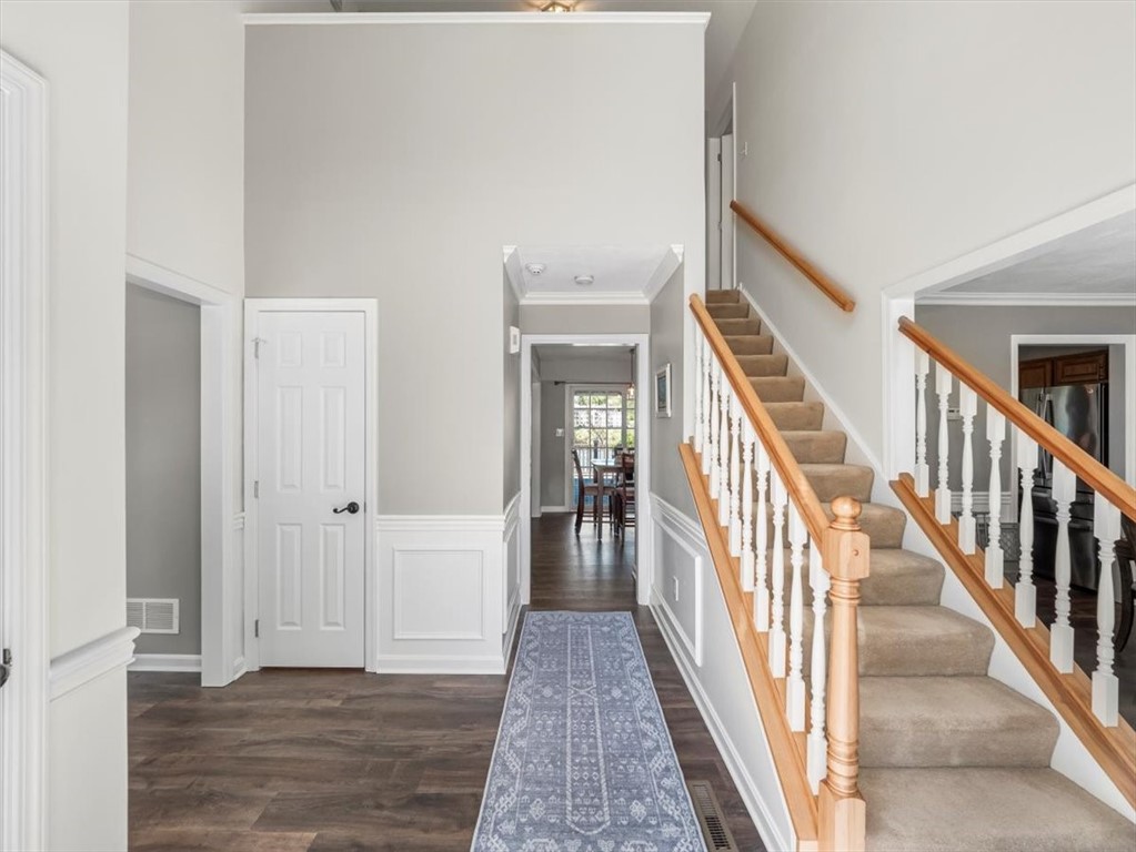 2707 Country Club Drive