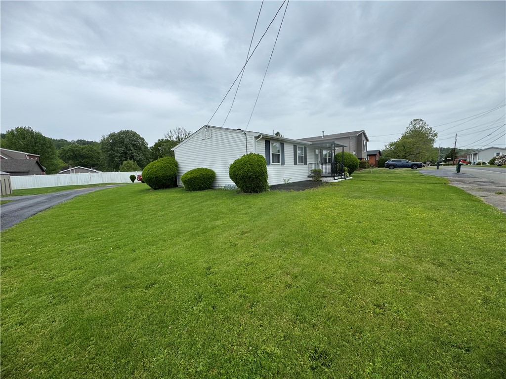 201 King St St, Perryopolis, Pennsylvania image 2